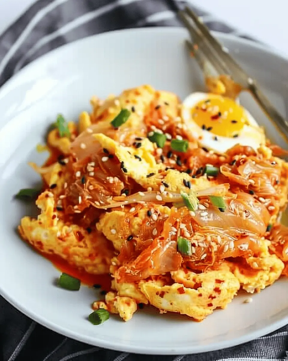 Kimchi Scrambled Eggs with Turkey Bacon: A Flavorful Twist